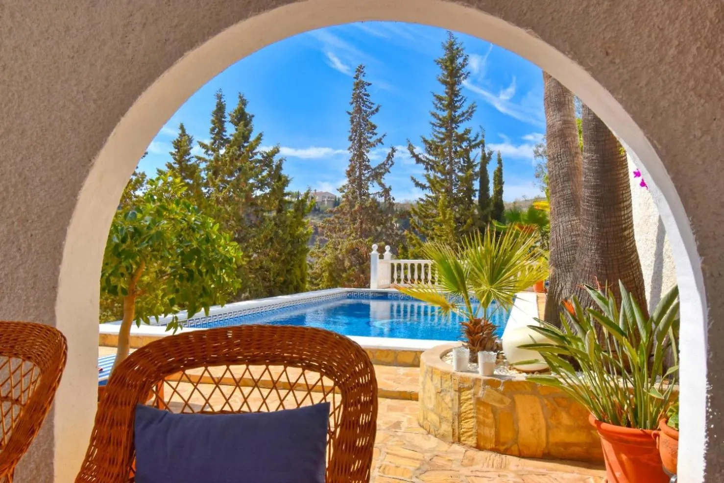 Charming Villa With Big Pool Algarrobo Spain